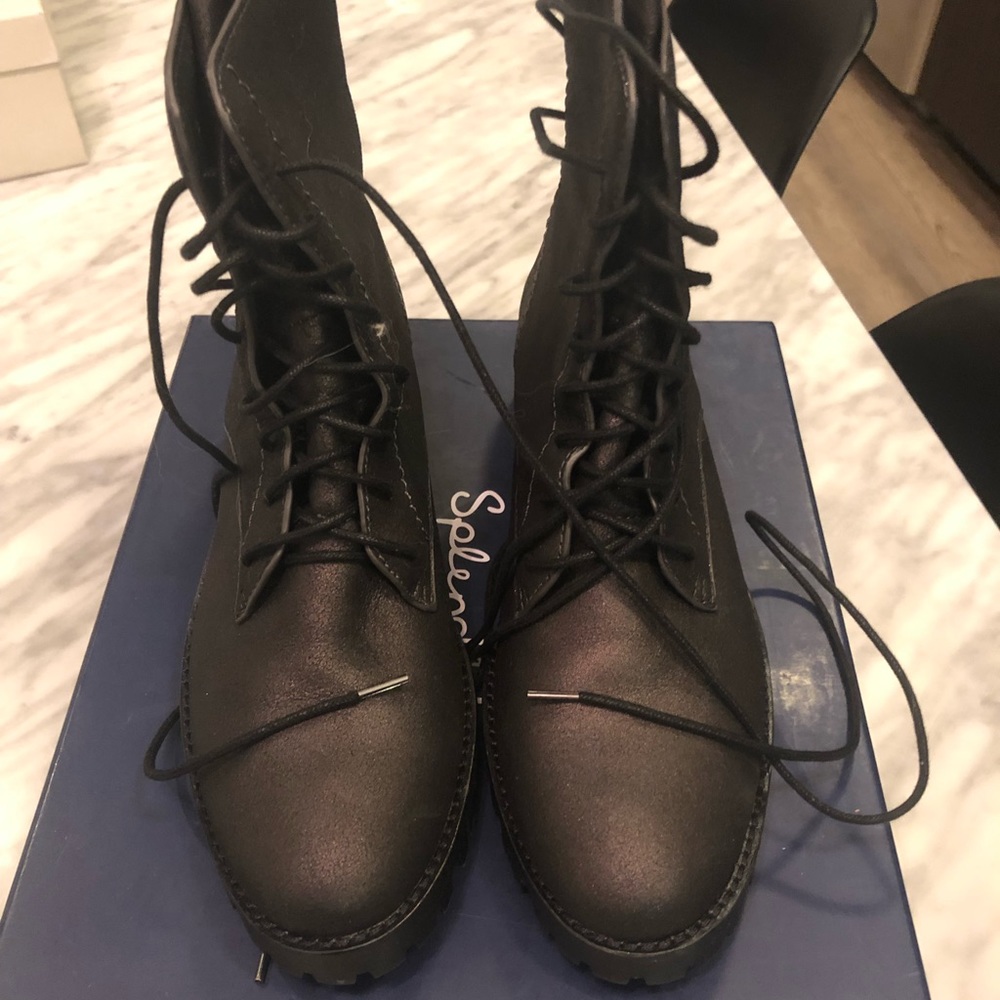 Combat boots